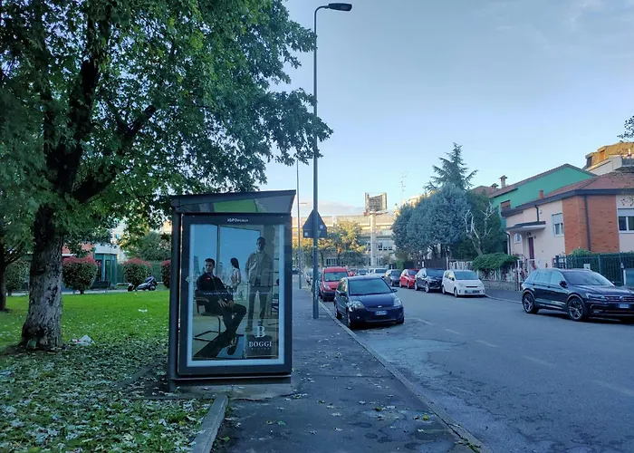 Bilocale Metro 4 - Linate Airport E Duomo 10 Min